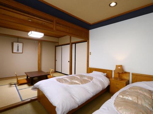 Twin Room with Tatami Area