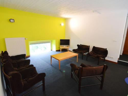  Beautiful Holiday Home in Winenne with Garden in Beauraing