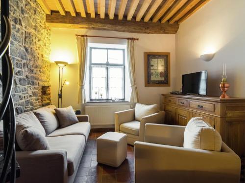  Cozy Holiday Home near Forest in Macon in 6591 Macon