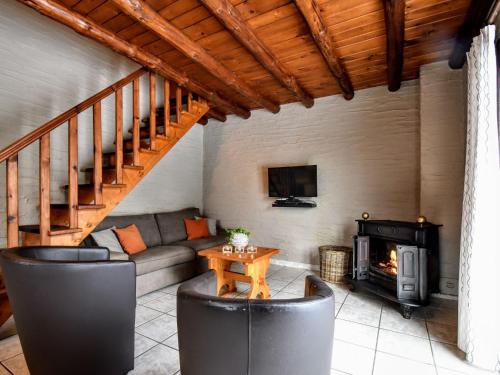  Cozy Holiday Home in Malmedy with Sauna in Mont