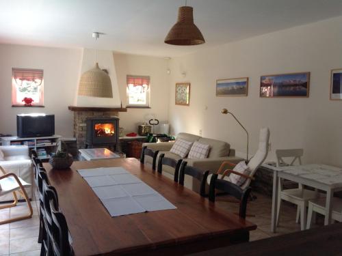 Cozy Chalet in Bohan with Forest Nearby in Laforêt