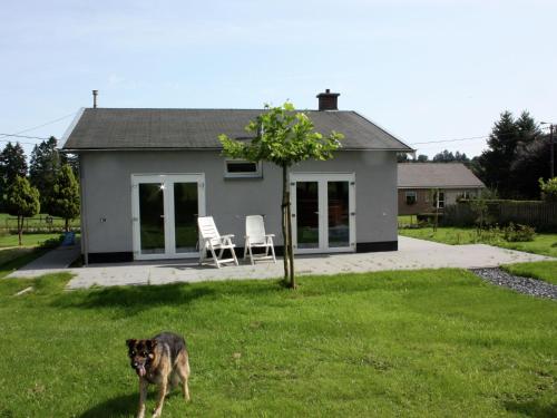  Charming Holiday Home in Gouvy with bubble bath, Pension in Gouvy