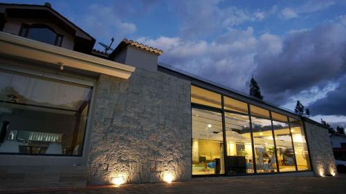 Зовнішній вигляд готелю, Hosteria Santa Ana in Azogues