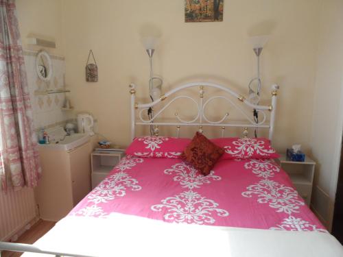 Double Room image 2