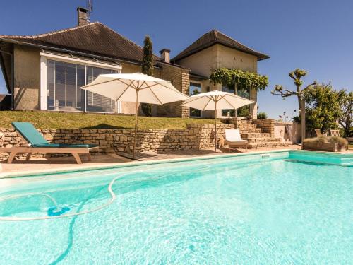 Comfortable villa with swimming pool - Accommodation - Saint-Bonnet-la-Rivière