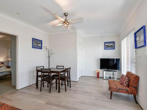 Surf Side Palms 12