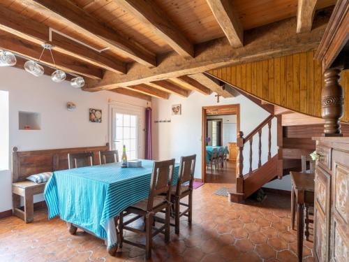 Modern Holiday Home in Plouhinec France with Sea Nearby - image 12