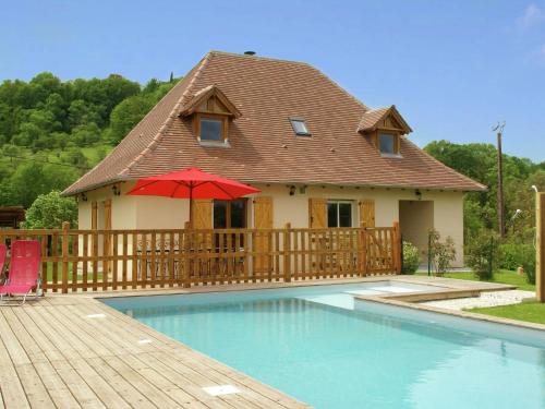 Modern holiday home with private pool - Loubressac