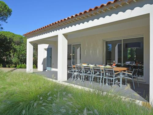 Charming villa in Vidauban with heated private pool