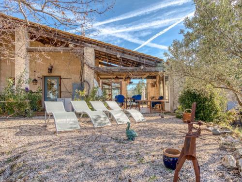 Beautiful villa in R gusse with pool - Location, gîte - Régusse