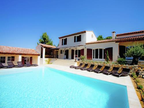 Luxury villa in Provence with a private pool