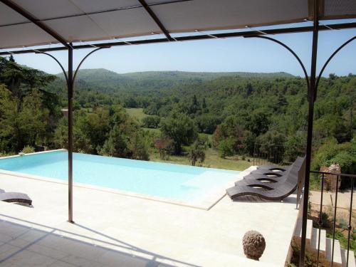 Luxury villa in Provence with a private pool