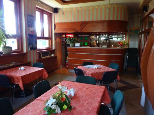 ห้องอาหาร, Motel Comet in พอซนาน