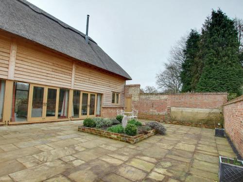 Strawberry Hole Barn, Northiam, West Sussex