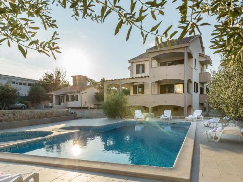 Villa in Razanac with Pool near Pebble Beach, Ražanac (fotografie 3)