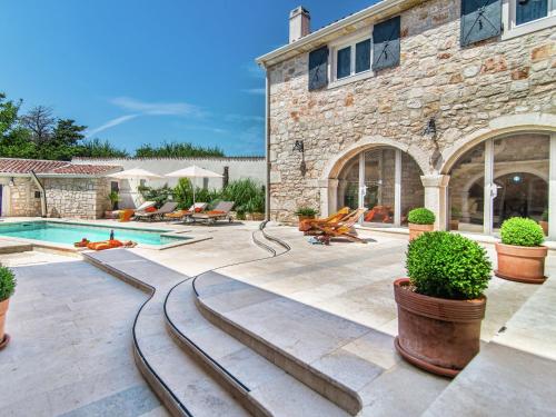  Rustic villa in Vrsar with private swimming pool in Marasi