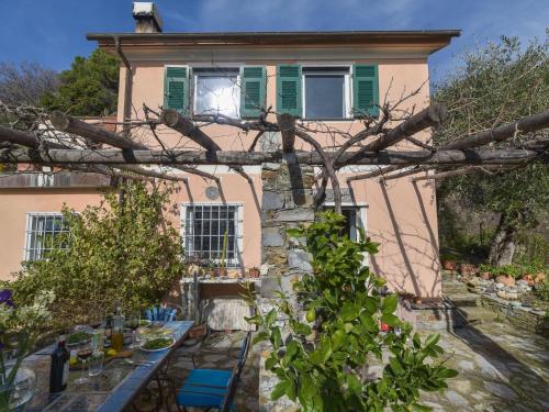 Peaceful Villa Stay in Rapallo gîte à louer San Quirico d'Assereto