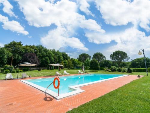 Cozy Farmhouse with Swimming Pool in Bucine gîte à louer Cennina