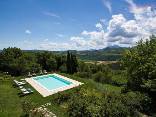Swimming pool, Restful Holiday Home in Acqualagna with Swimming Pool in Acqualagna