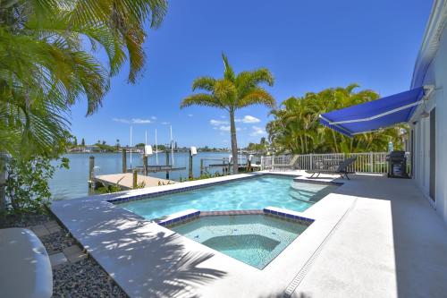 Water Lover's Paradise - Weekly Rental home