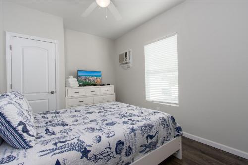 Frenchy's Cottages on East Shore 486 home - image 8