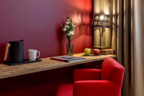 Hotel Edelweiss Manotel - image 4