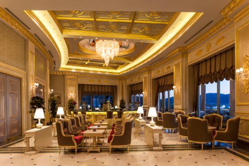 مطعم, THE PLAZA BODRUM in توربا