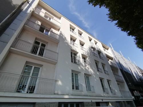 Le Gambetta - T3 Standing avec Parking Wifi Netflix - image 10