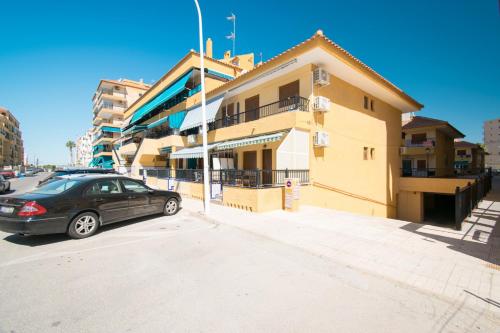 077 Hidden Paradise - Alicante Holiday - image 3