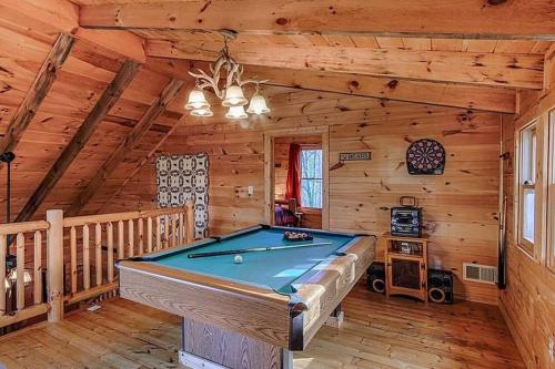 The Lazy Nutt Retreat Cabin