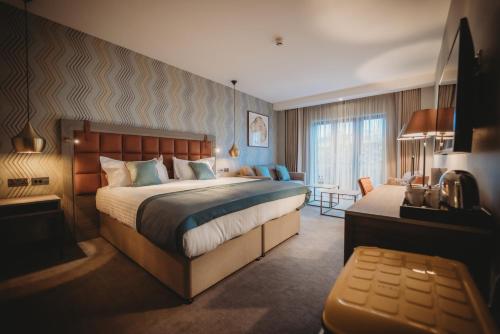 The Tytherington in มาคเคิลไฟล์