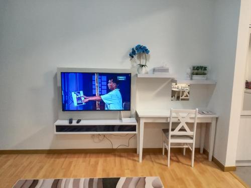 Hafiz Imperium Residence Kuantan SEAVIEW studio #astrochannel #wifi #netflix Hafiz Imperium Residence Kuantan SEAVIEW studio #astrochannel #wifi #netflix