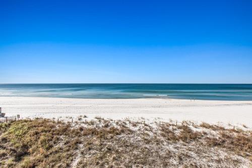 Edgewater 207 - image 2