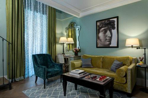 Rocco Forte Hotel De La Ville - image 11