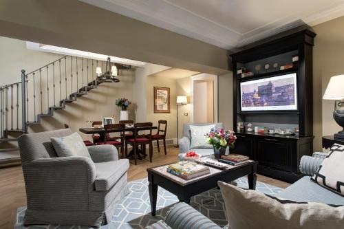 Rocco Forte Hotel De La Ville - image 7