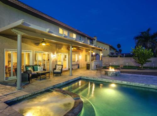 Villa Swaziland - Luxury with Pool - image 4