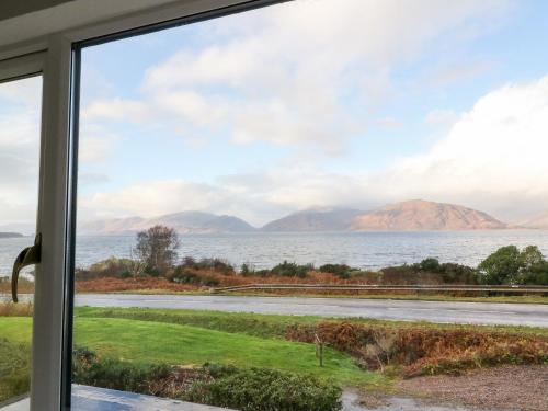 Sea Otter Cottage - image 3