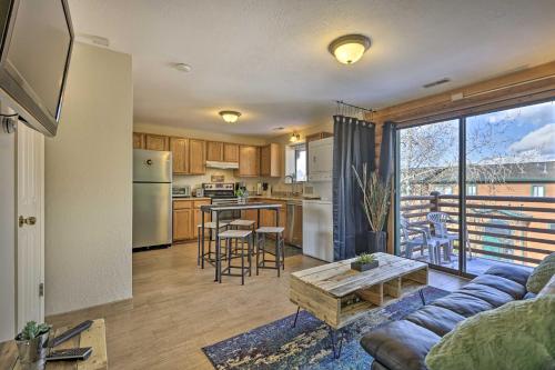 Cozy Condo with Views Walk to Dillon Reservoir Dillon