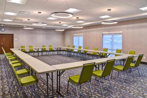 Holiday Inn Express & Suites Ottawa By IHG - 회의실/연회장