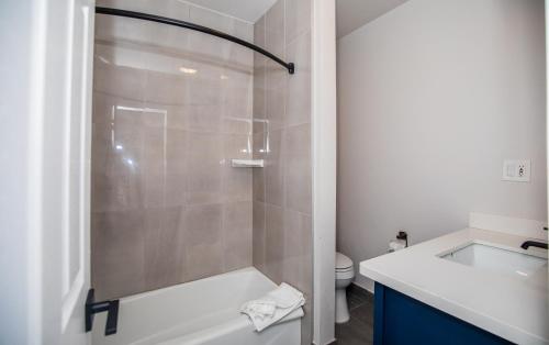 Comfort Inn Carmel By the Sea - image 9