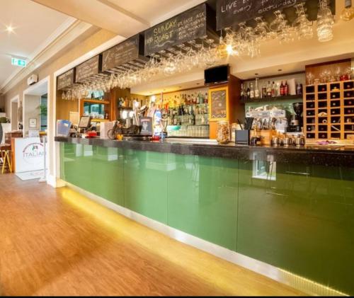 The Redstones Hotel & Restaurant