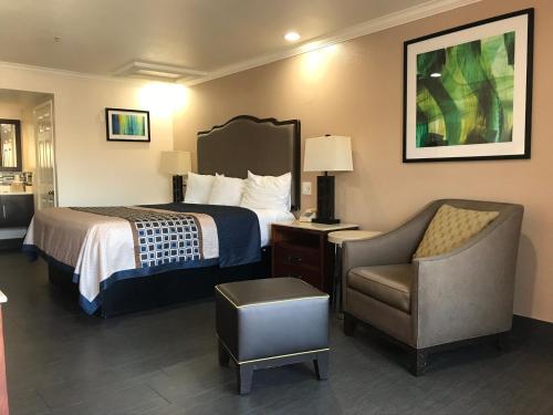 Economy Inn LAX Room Type - King Room