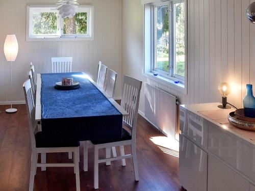 บริการและสิ่งอำนวยความสะดวก, 10 person holiday home in skei i jølster in ฟอร์ด