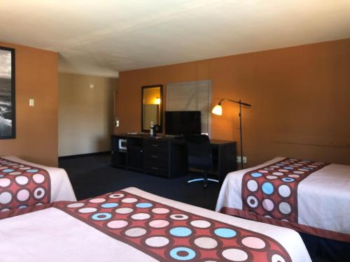 Hotel Elevation in South Lake Tahoe (CA)