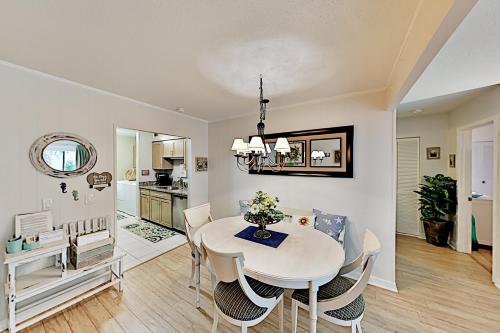 2BR Island House Villa condo - image 5