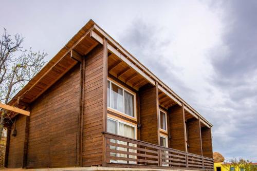 Sara's Cottage by Vista Rooms