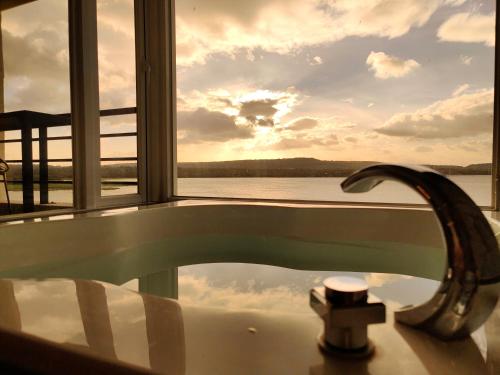 Lovestar Lakeside Hotel-Starlight Building - 주변 환경