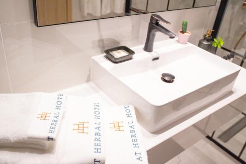 At Herbal Boutique Hotel & Spa