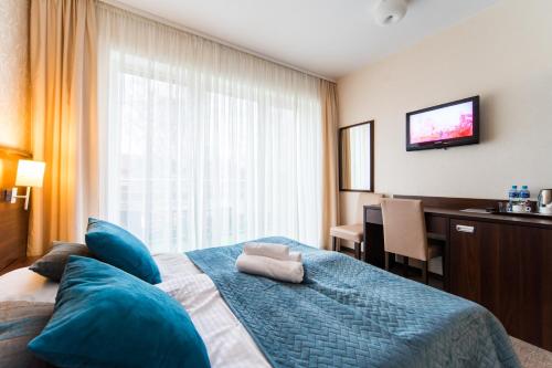 1 queen bed