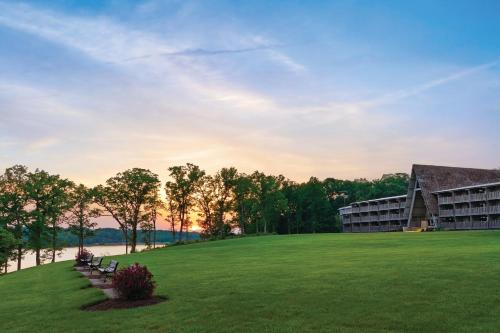 A Hotel Com Hueston Woods Lodge And Conference Center Lodge